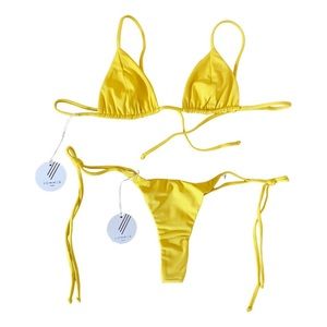 Sommer swim bikini in yellow mustard size XS. Capri top and Rio bottom